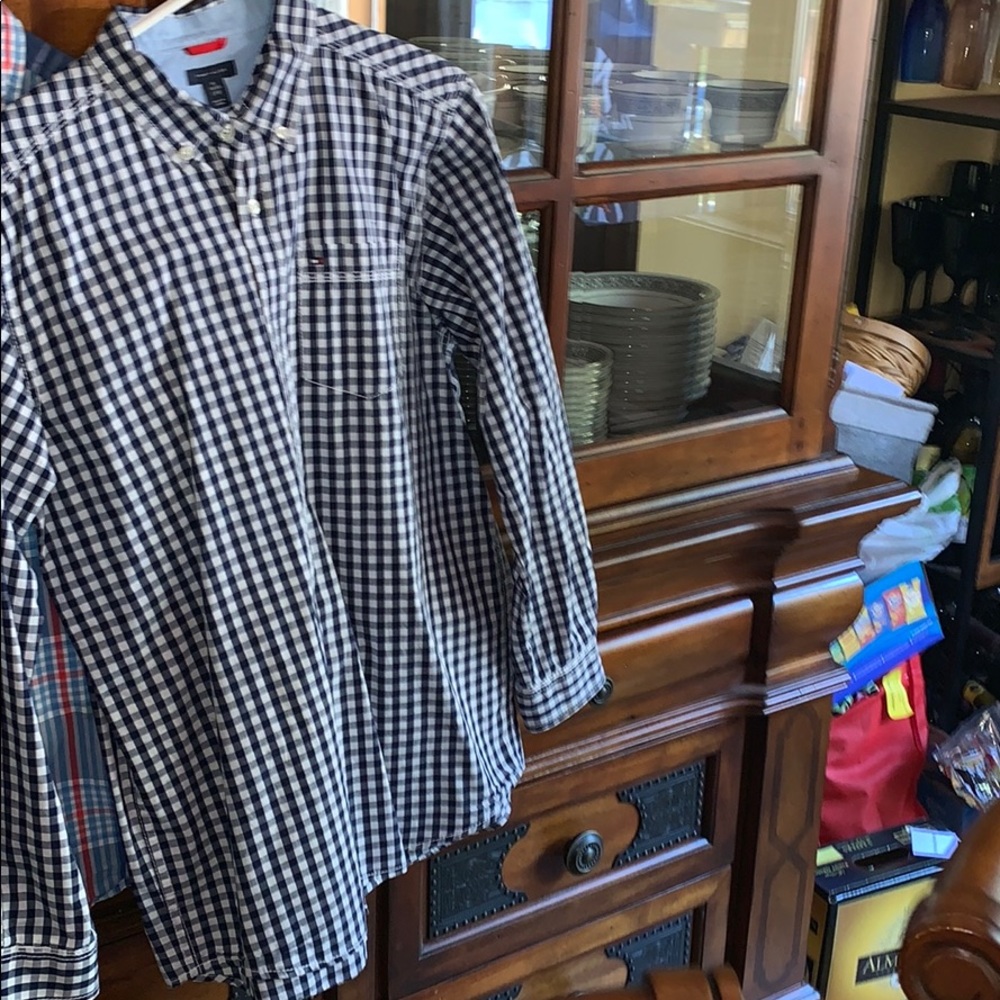 Boys Blue and White Colored Plaid Shirt Sz XL